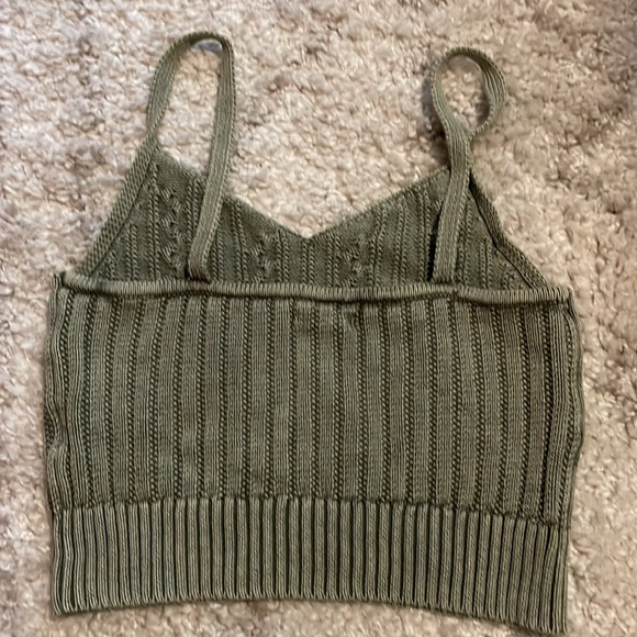 Green size medium sweater crop tank from American Eagle - Picture 2 of 3